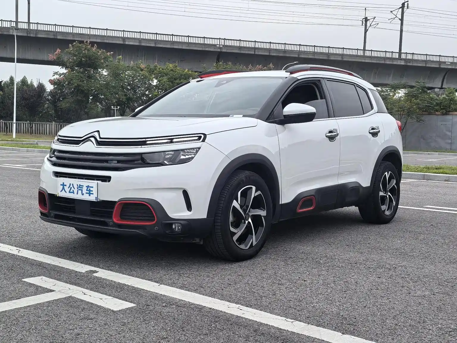 صورة 1 - Citroën Tianyi C5 AIRCROSS