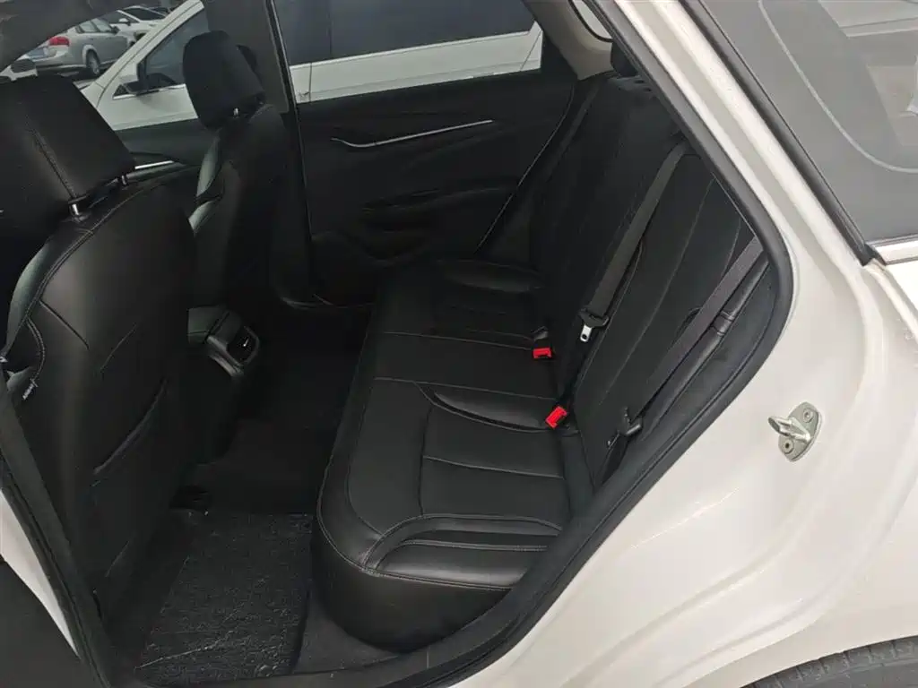 Buick Excelle GT 2019 18T Auto Connected Elite China VI фото 17