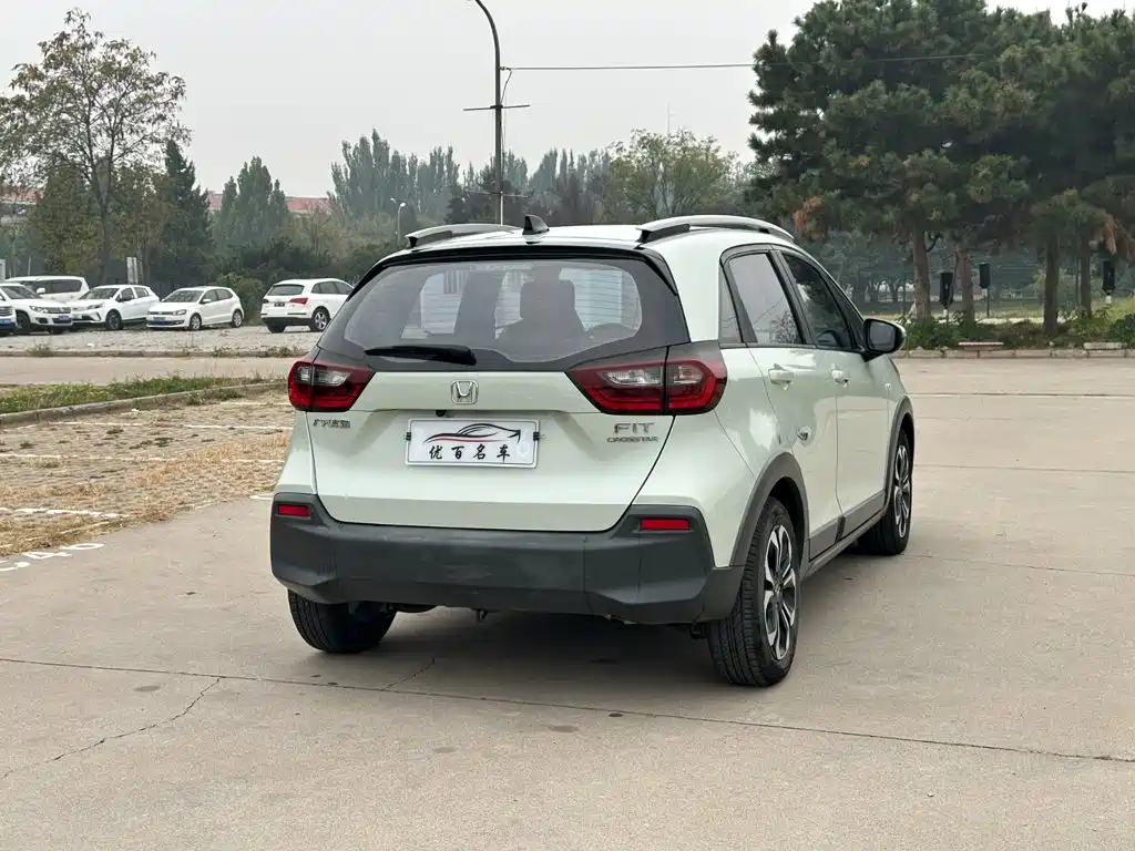 Photo 6 - Honda Fit