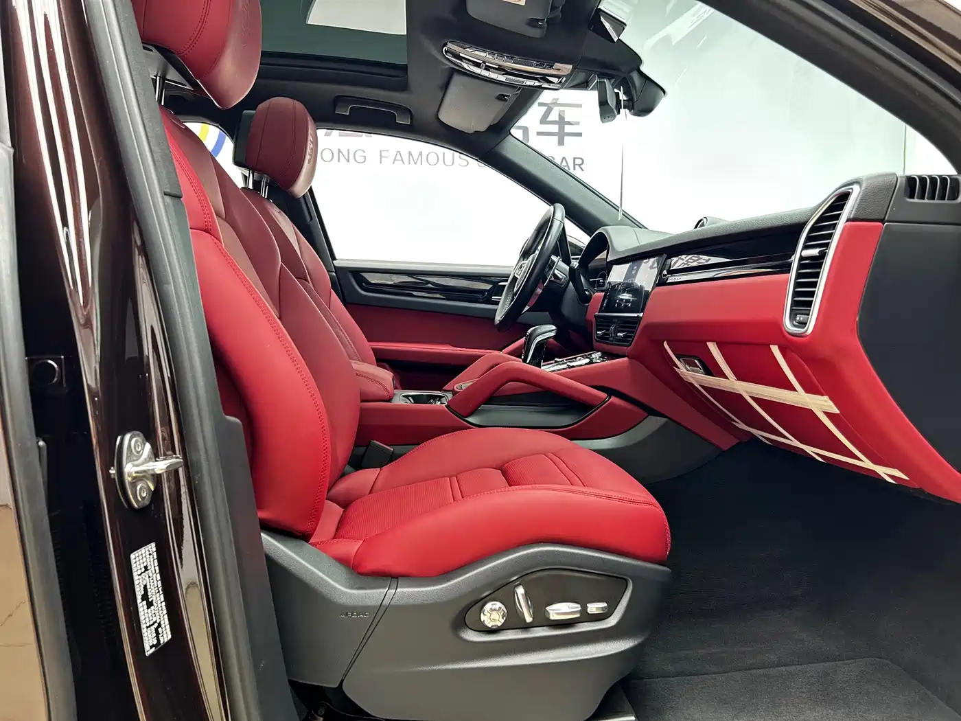 Porsche Cayenne 2019 Cayenne 3.0T фото 20