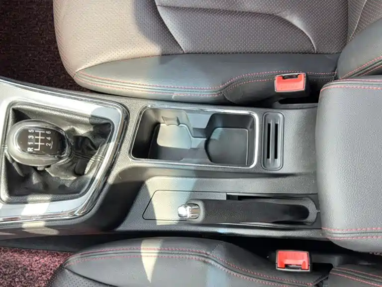 Baojun 560 2017 2016 1.8L Manual Luxury