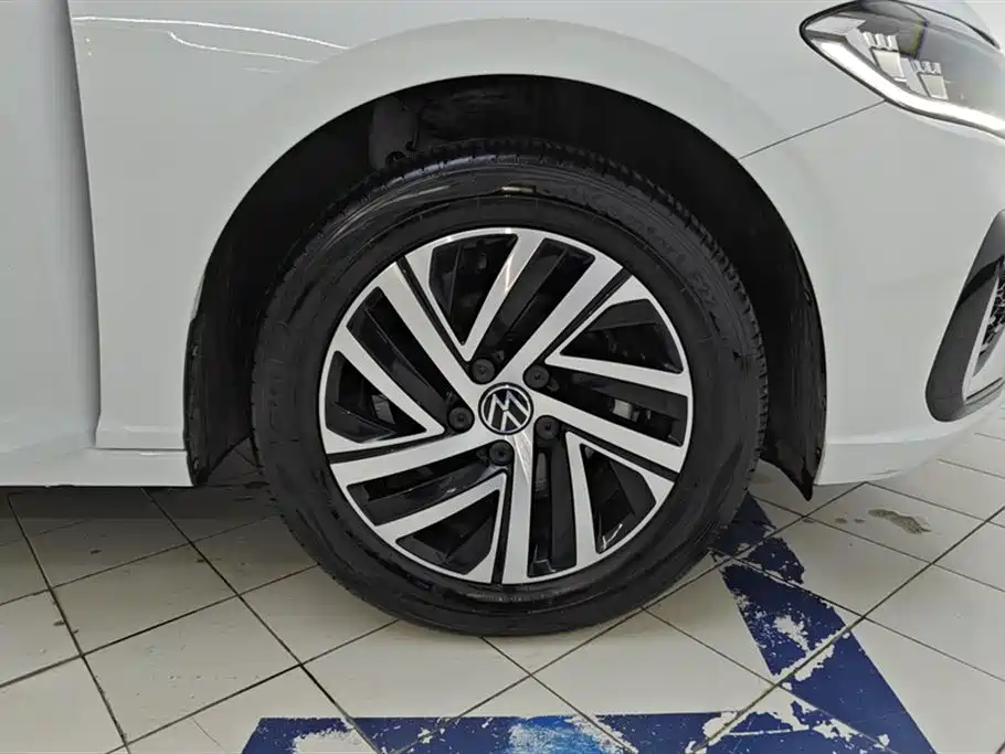 Volkswagen Lavida 2024 Model 1.5L Automatic Starlight 5 Million Edition фото 6