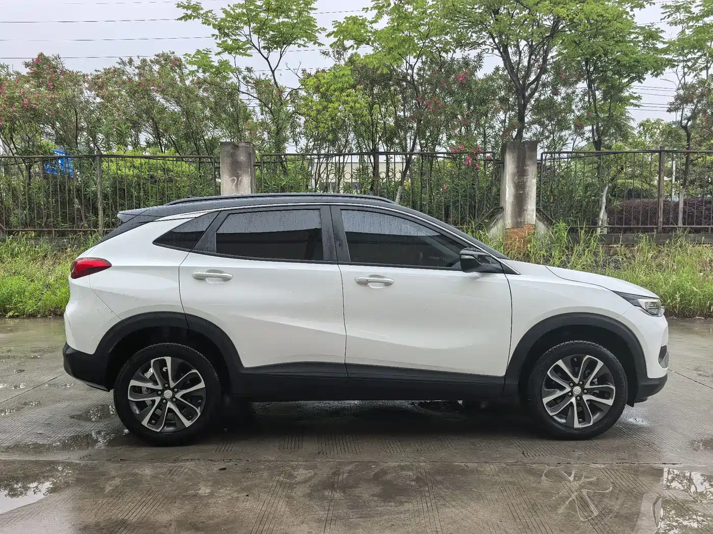 BUICK ANGKOLA