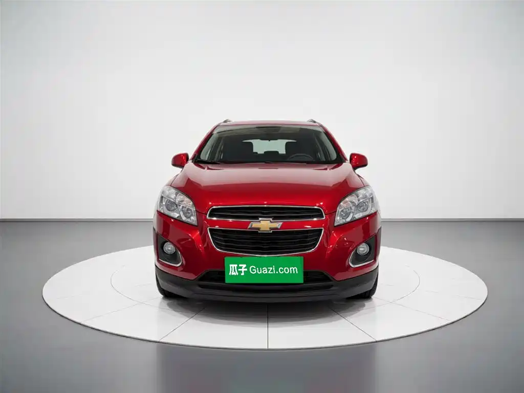 Фото 24 - Chevrolet Trax