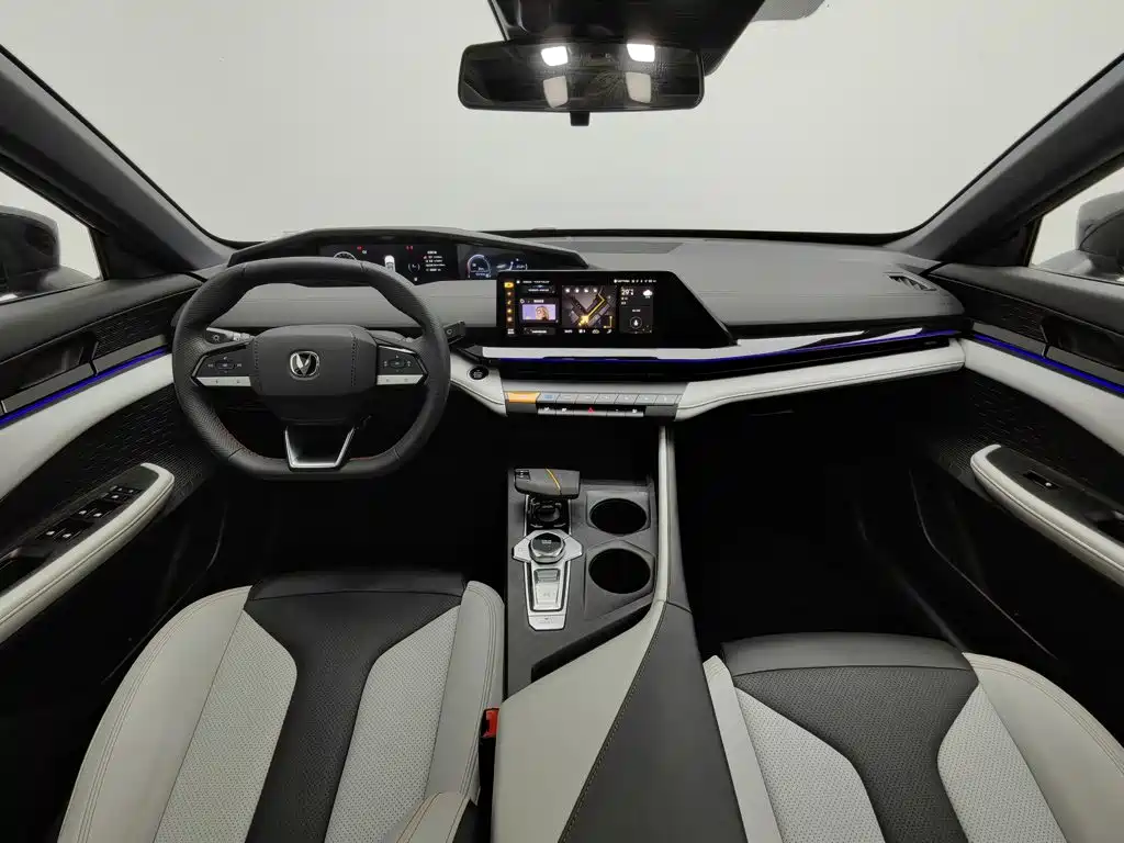 2024 Changan UNI-V iDD