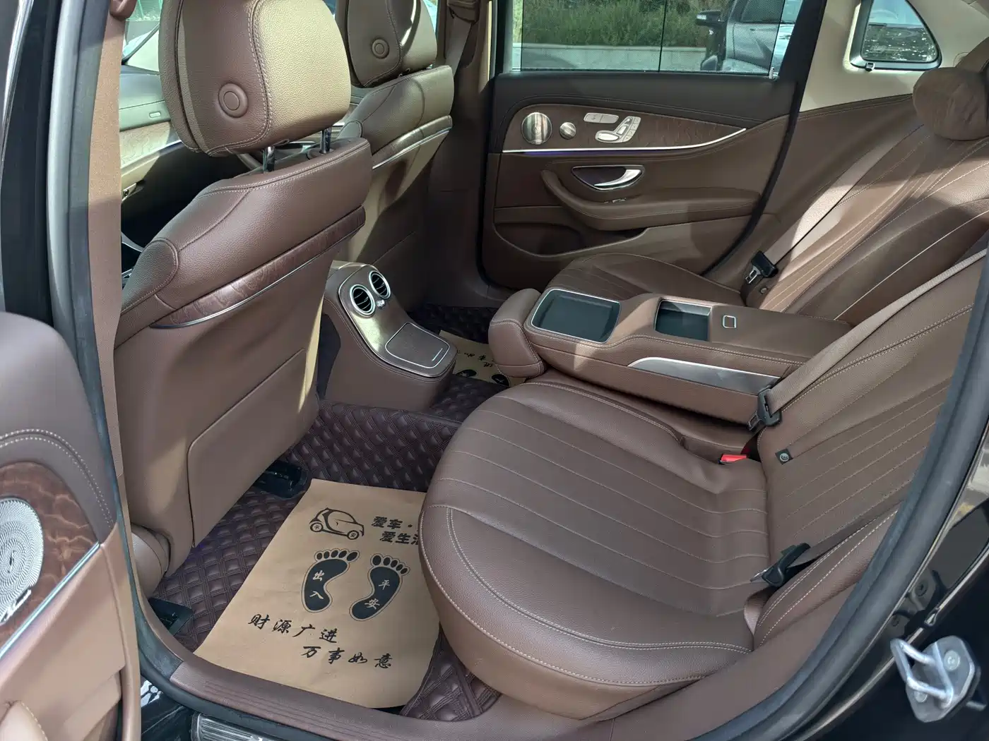 Mercedes-Benz E-Class 2023 E 300 L Luxury фото 7