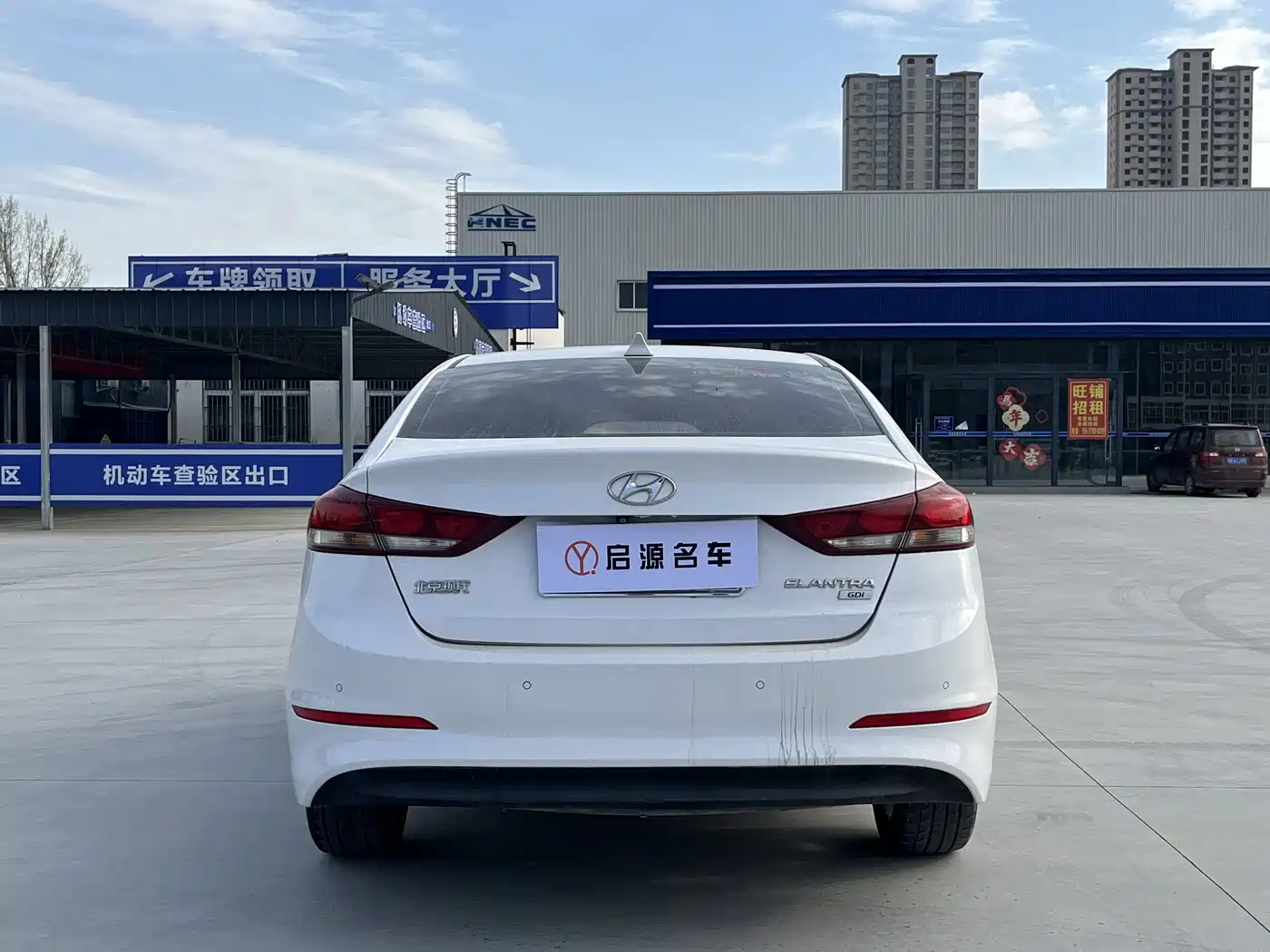 Hyundai Elantra 2016 Model 1.6L Automatic Smart Elite фото 18