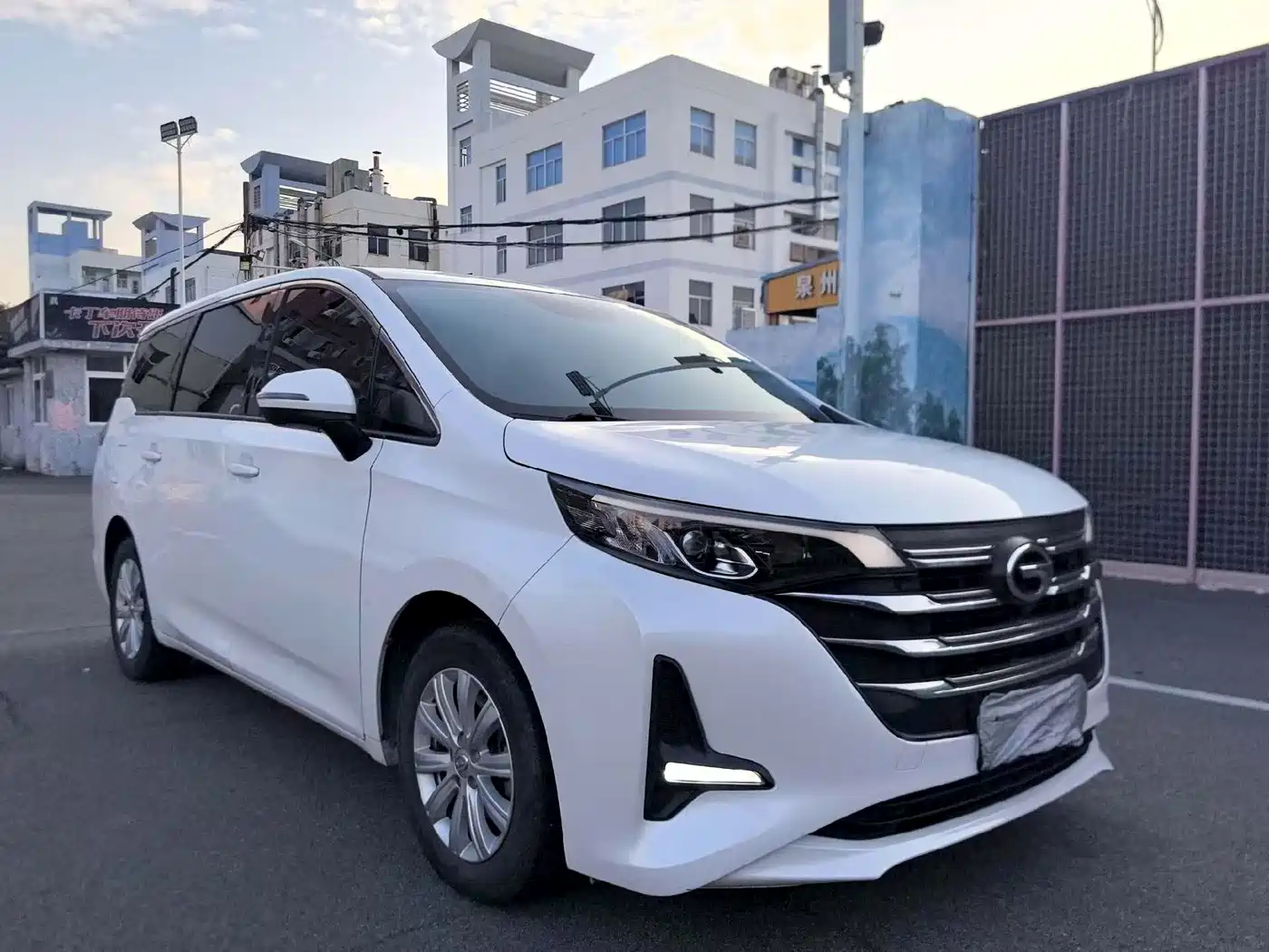 GAC Trumpchi Trumpchi M6 2021 270T DCT Elite Edition (7-Seater) фото 3