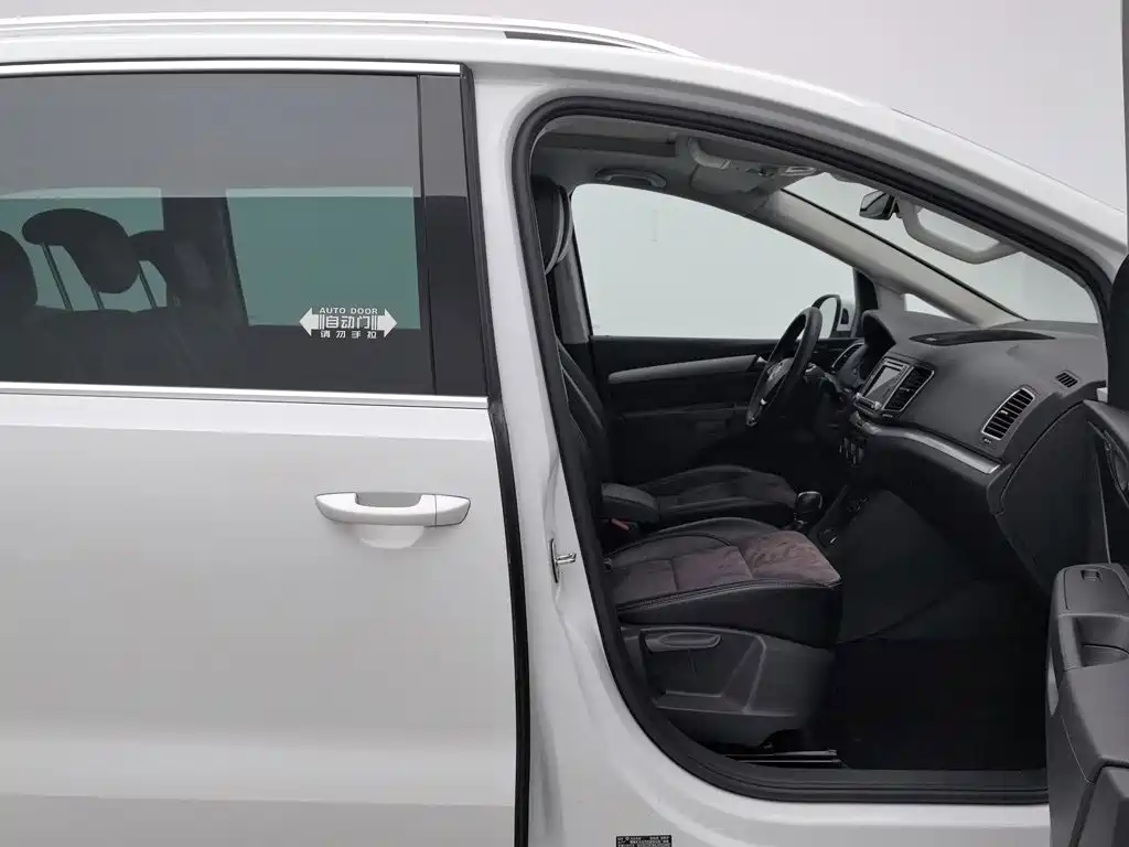 Volkswagen Sharan 2018 2018 380TSI Comfort 7-Seater