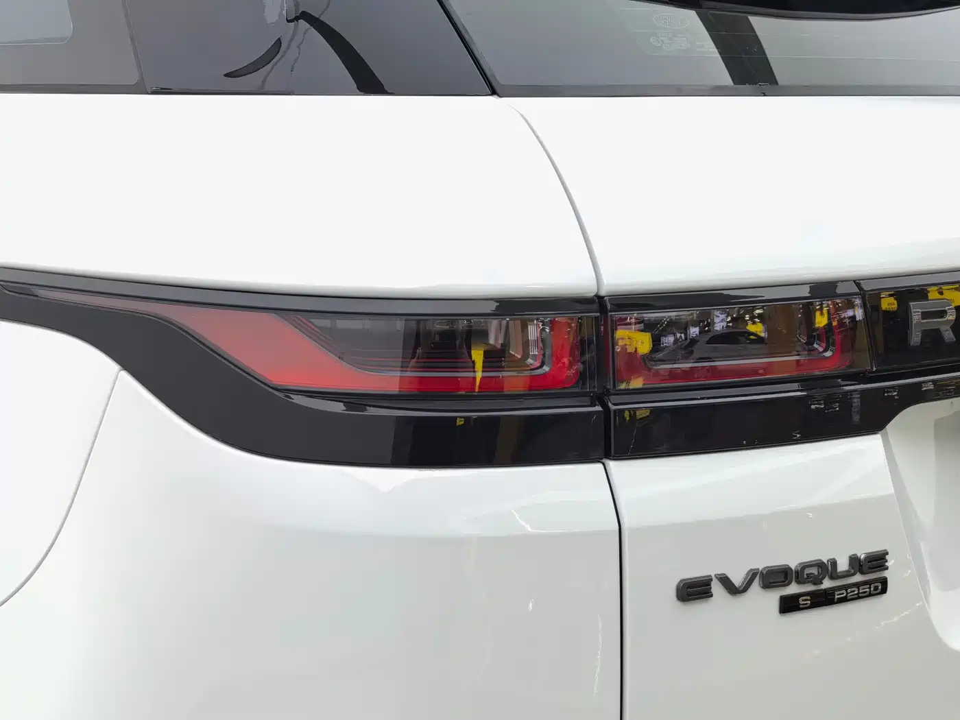 Land Rover Range Rover Evoque 2020 249PS R-DYNAMIC S Sport Edition фото 11
