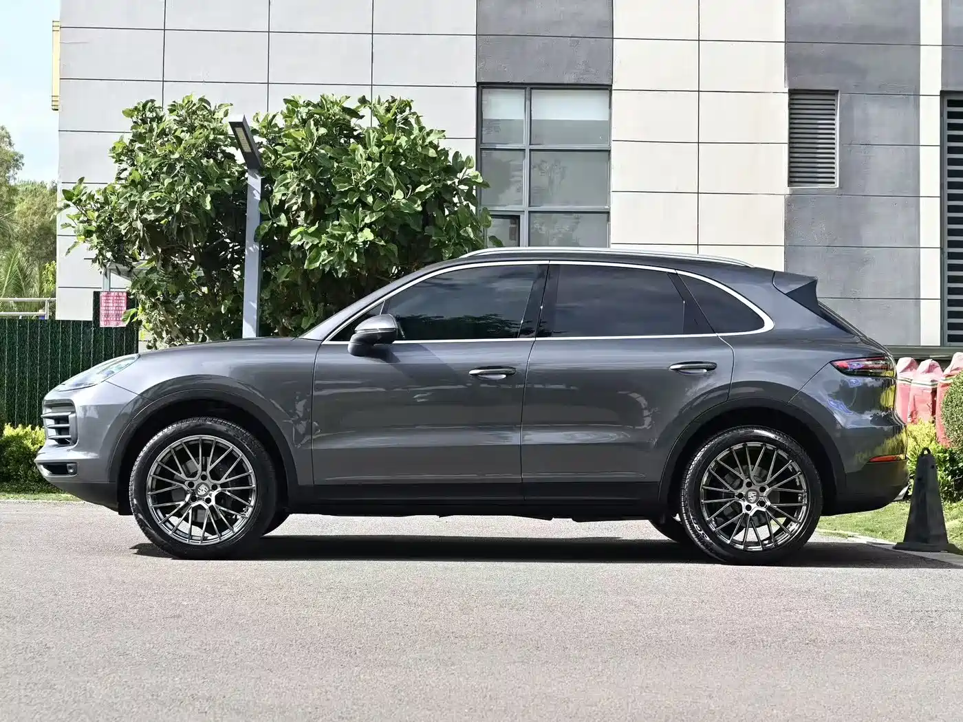 Porsche Cayenne 2022 Cayenne 3.0T Platinum Edition фото 8