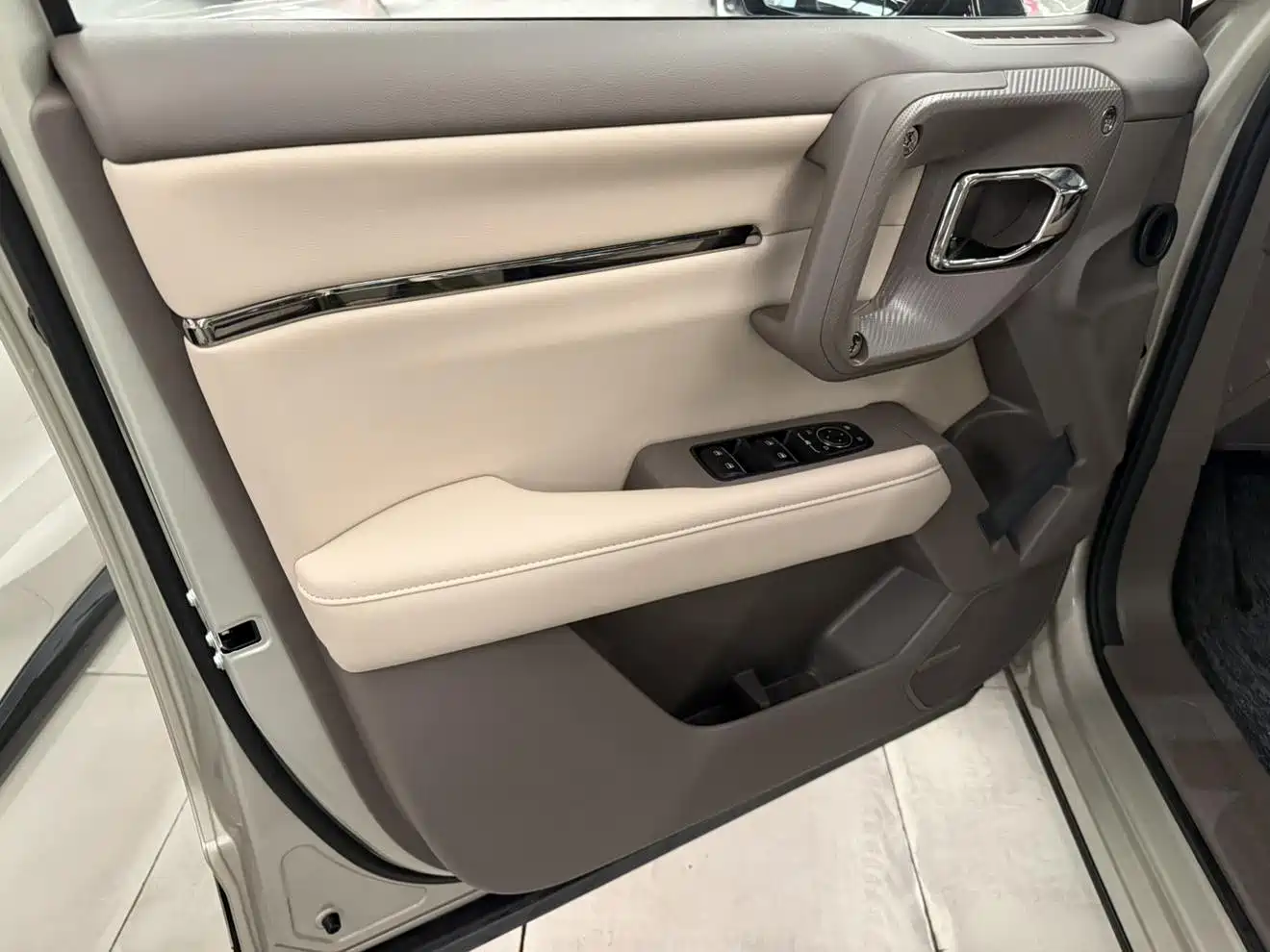 Haval Second-Generation Big Dog New Energy 2025 2025 Hi4 145km Premium Edition