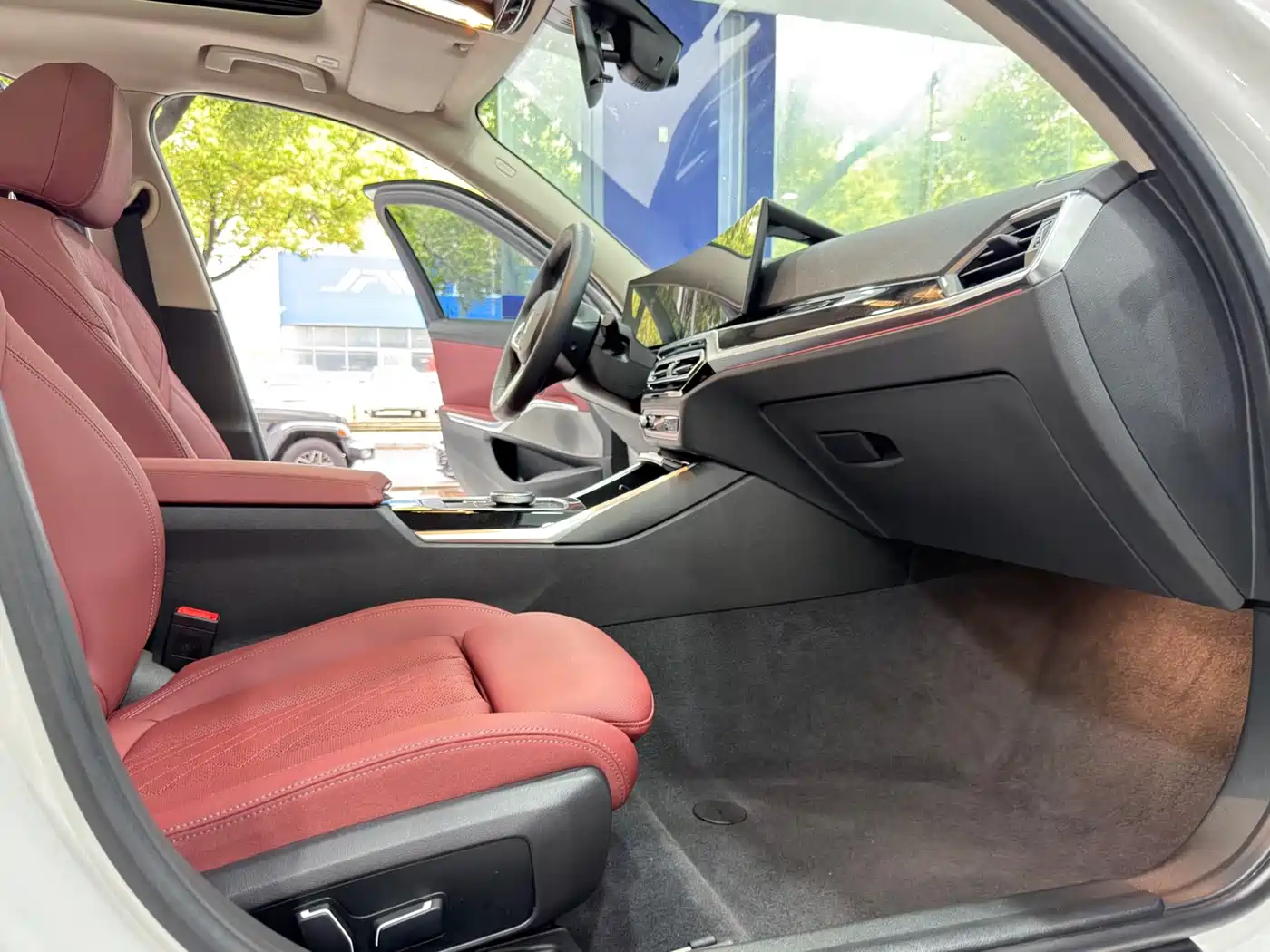 BMW i3 2024 eDrive 35 L фото 13