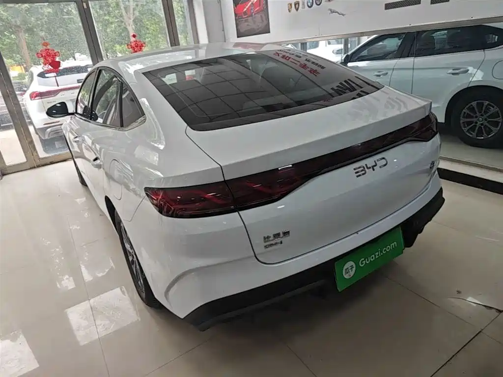 BYD Qin L 2024 DM-i 80KM Leading Edition фото 5