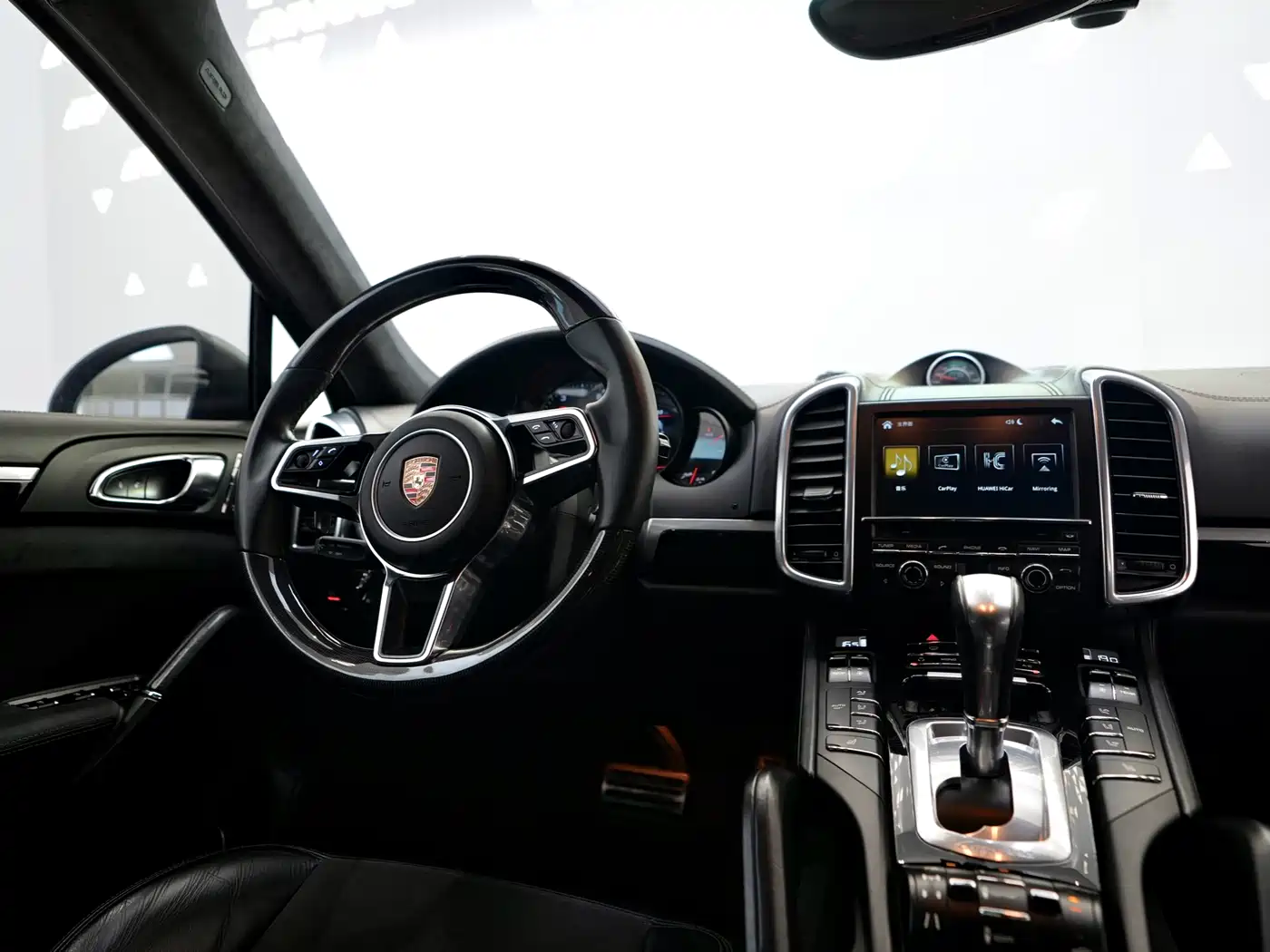 Фото 19 - Porsche Cayenne