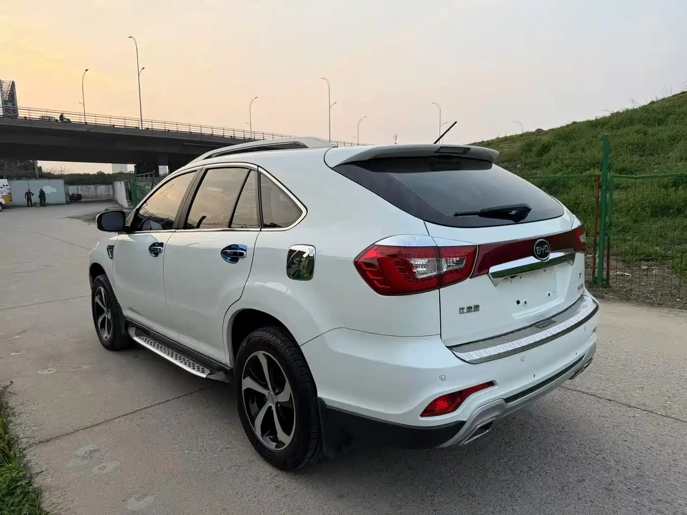 BYD S7 2015 2.0T Automatic Premium фото 9