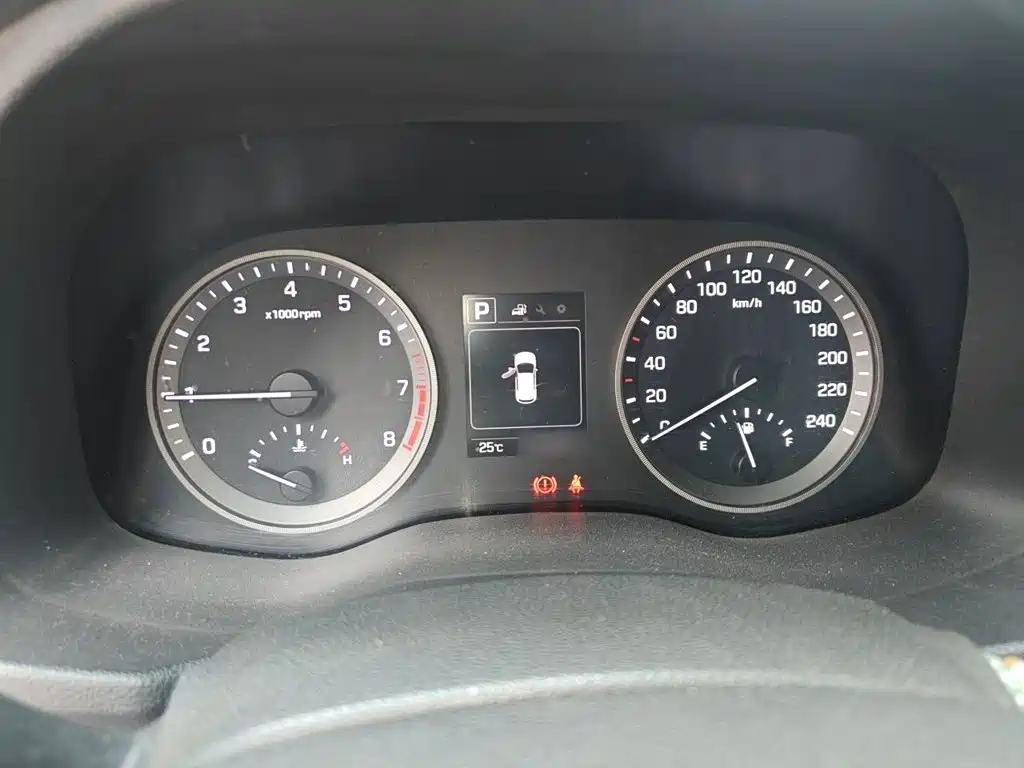 Hyundai Tucson 2015 2015 1.6T Dual Clutch 2WD Leading
