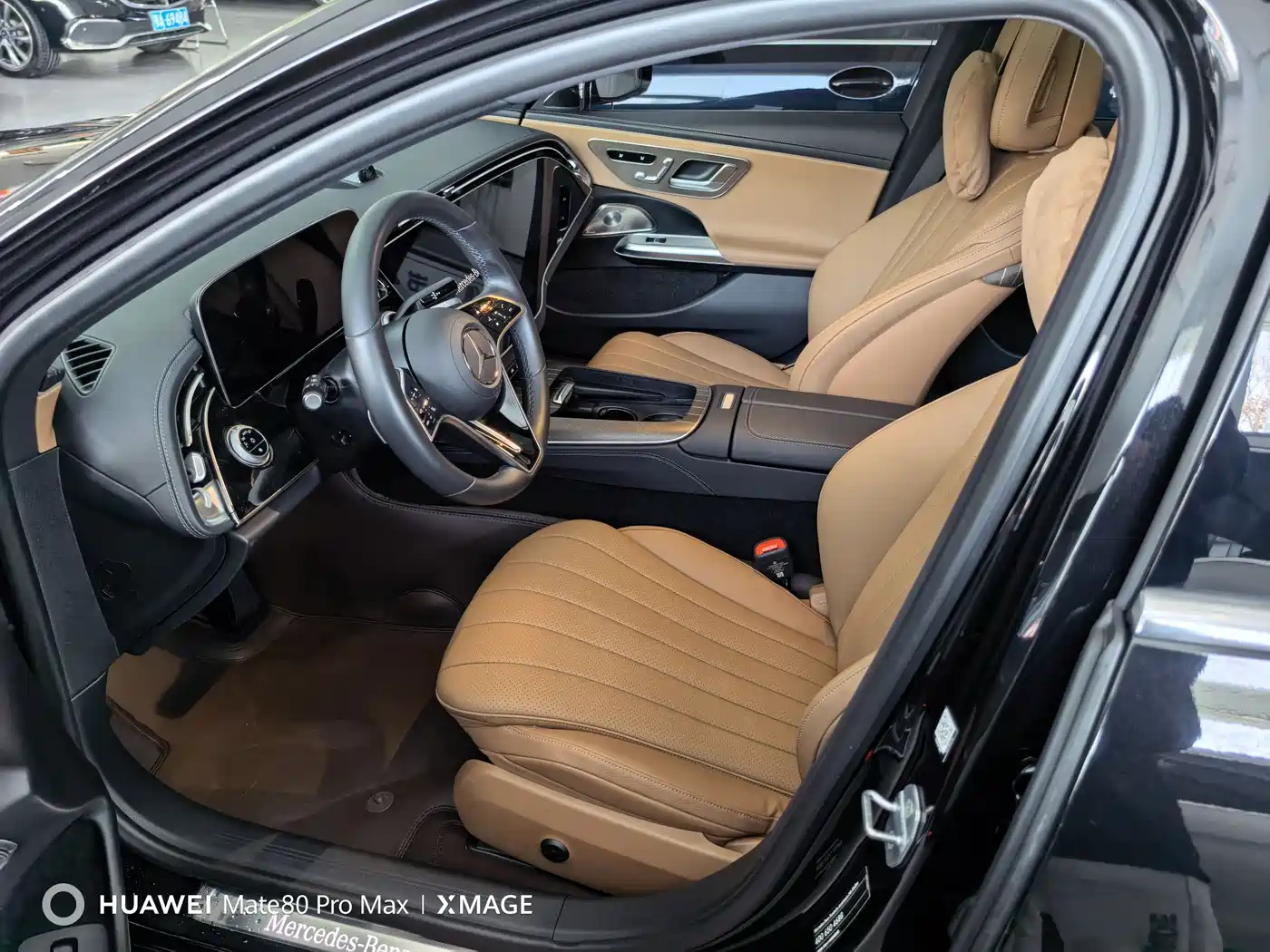 Mercedes-Benz E-Class 2024 Model E 300 L Luxury фото 6