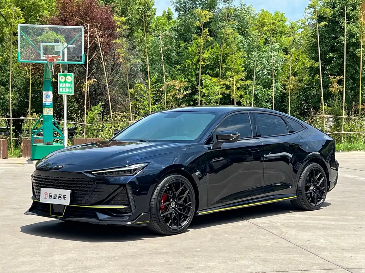 Changan UNI-V 2022 1.5T Sport Edition