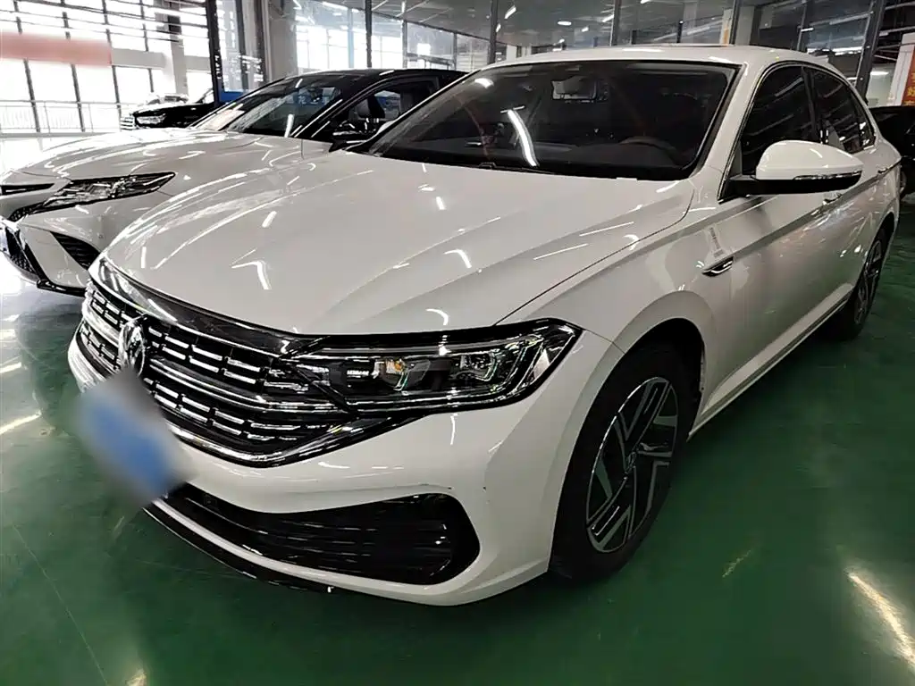 Volkswagen Sagitar 2025 Facelift 300TSI DSG Beyond Edition