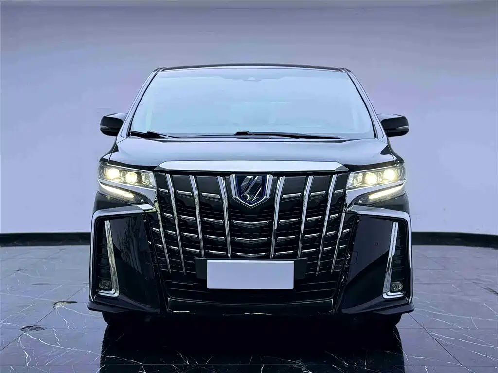 Toyota Alphard 2021 Hybrid 2.5L Ultimate фото 2