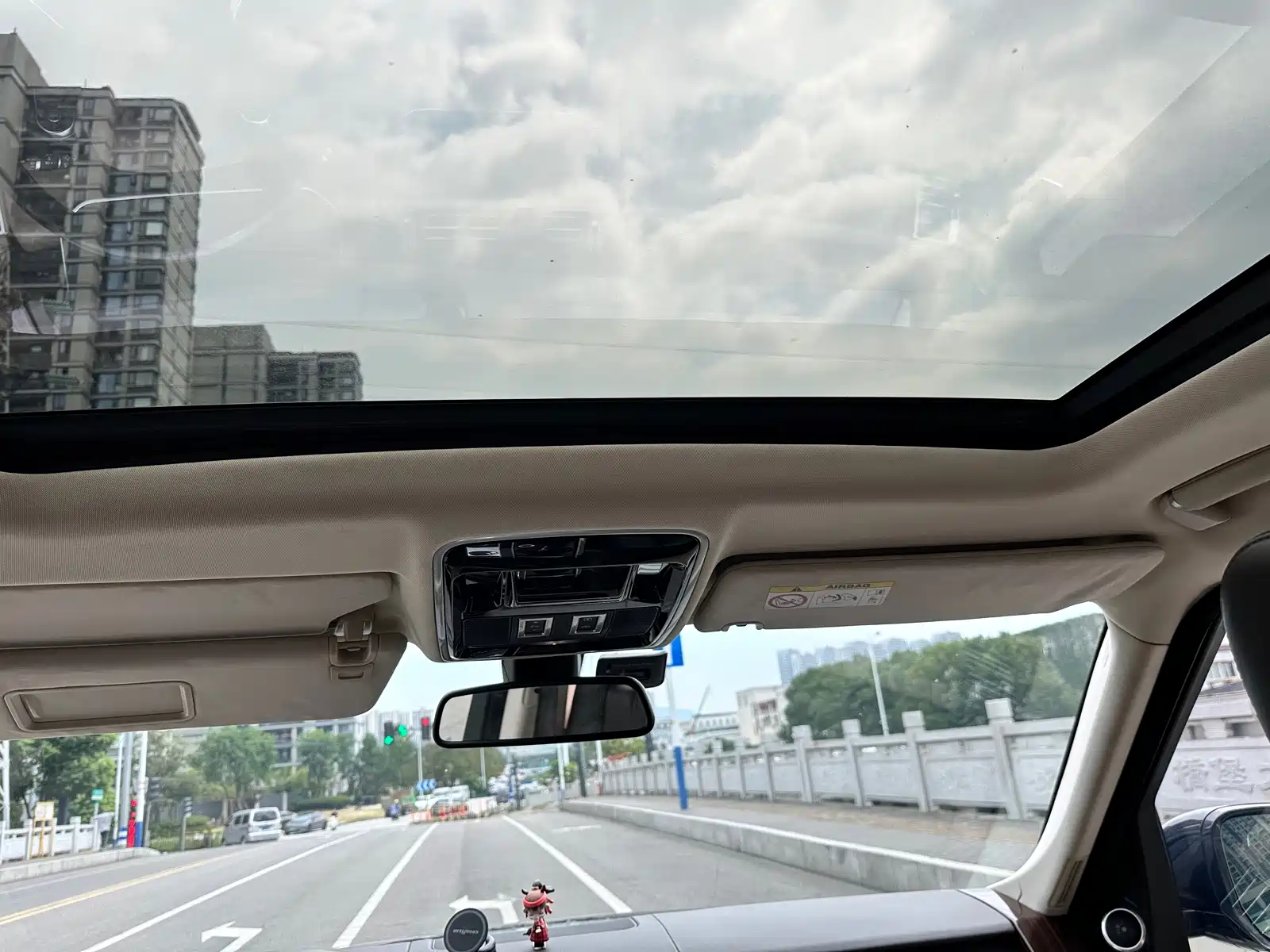 Фото 9 - Land Rover Range Rover