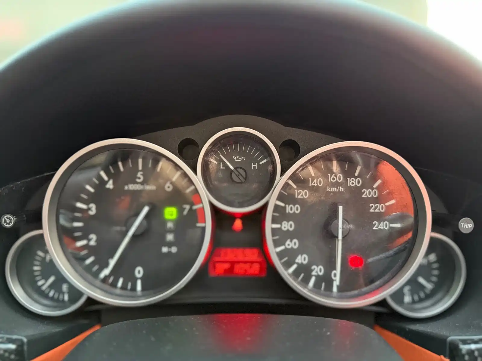 Фото 22 - Mazda MX-5