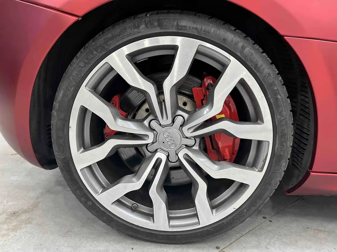 Audi R8 2010 2010 5.2 FSI quattro