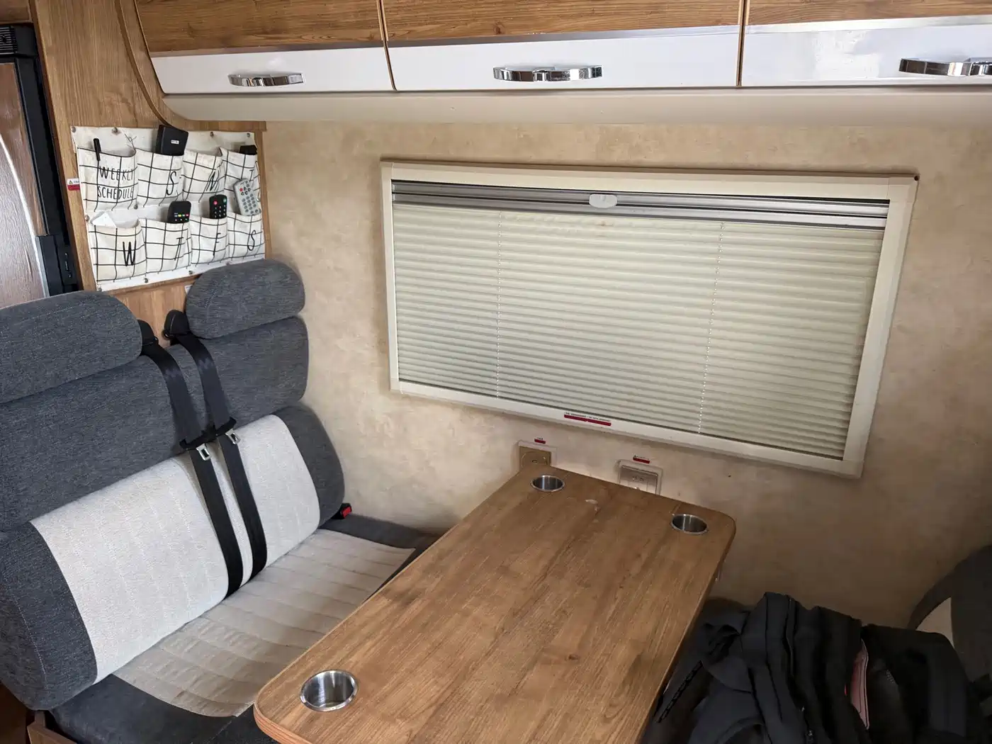 Iveco Daily 2020 2021 3.0T Automatic Shangrui Long Wheelbase High Roof Sliding Door