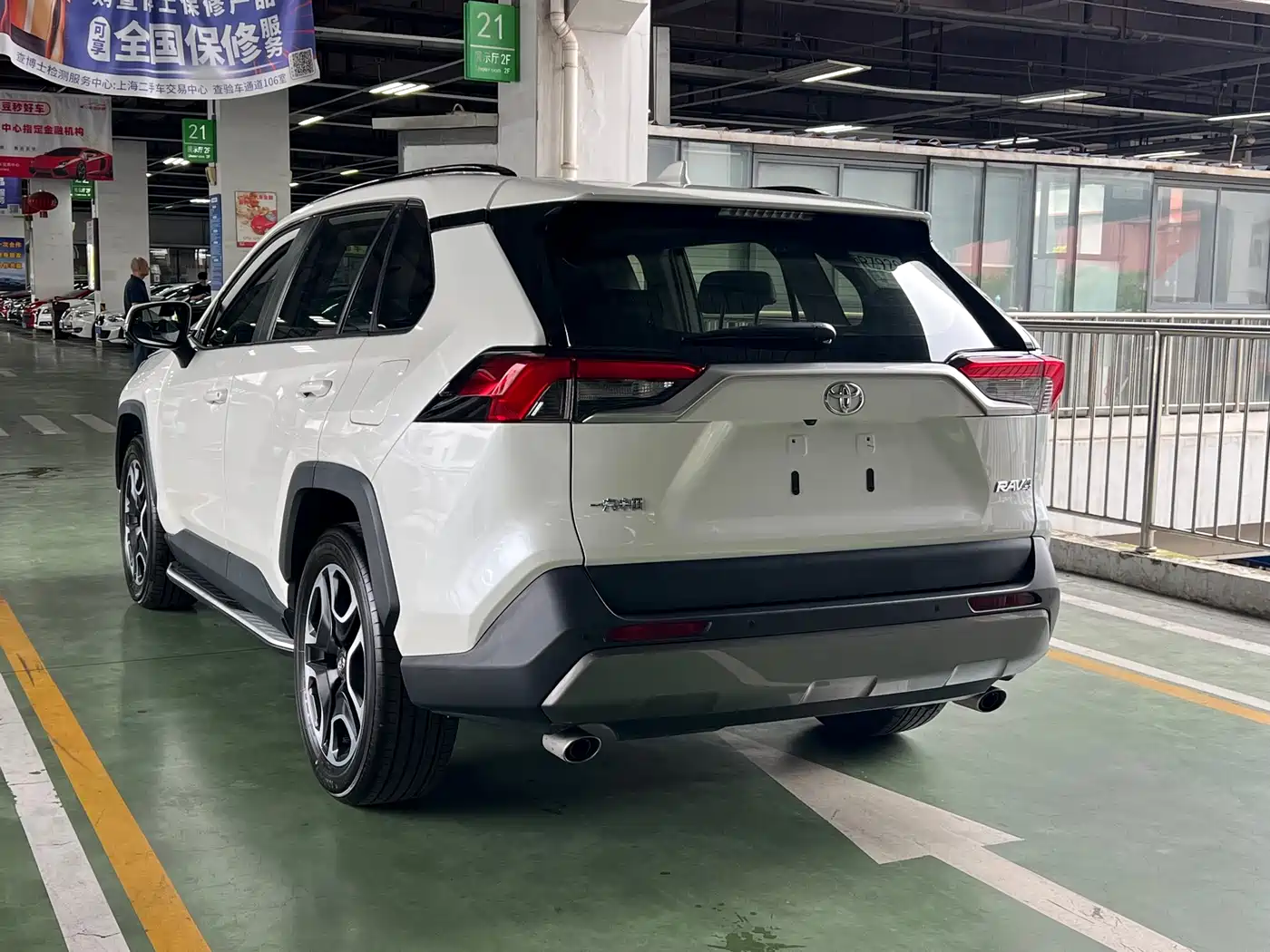 Toyota RAV4 Rongfang 2021 2.0L CVT 2WD Premium фото 6