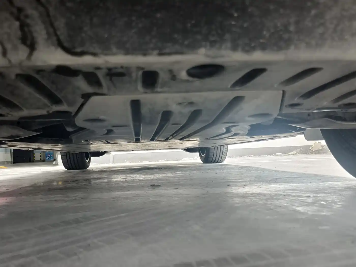 VOLKSWAGEN ID.6 CROZZ