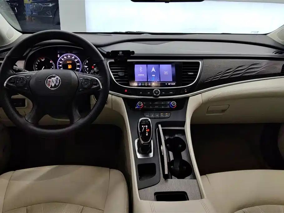 Buick LaCrosse 2022 Avenir First Edition фото 12