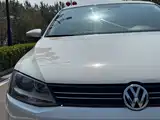 صورة 16 - Volkswagen Sagitar