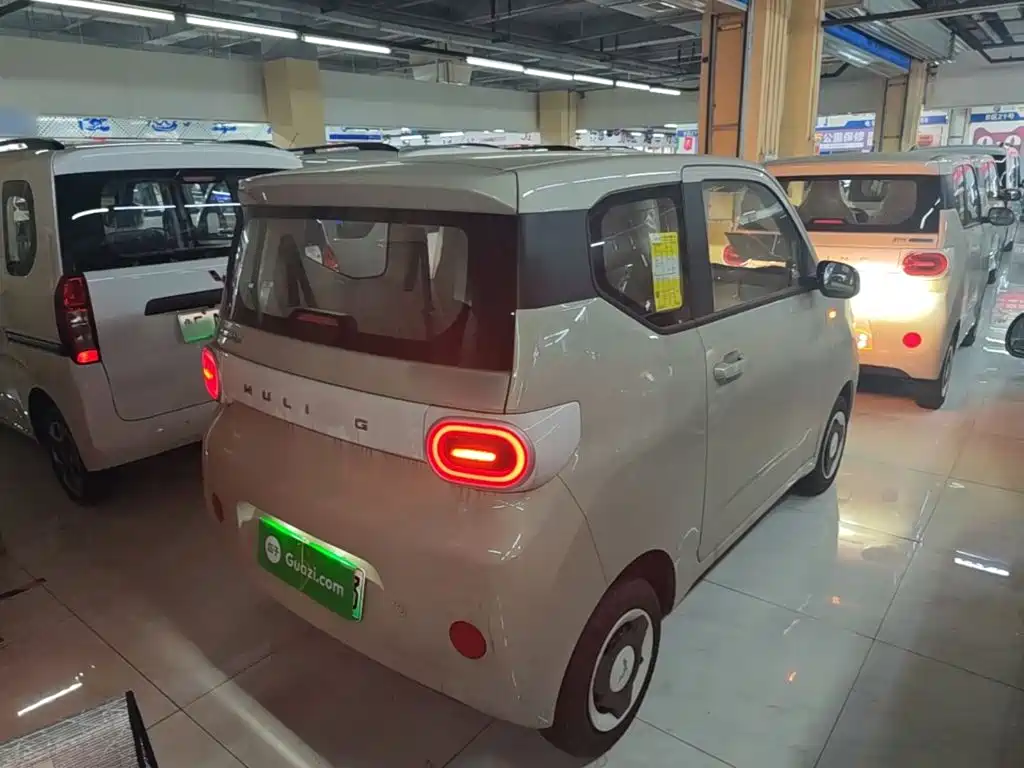Wuling Motors Hongguang MINIEV 2026 2024 3rd Generation 215km Youth Edition