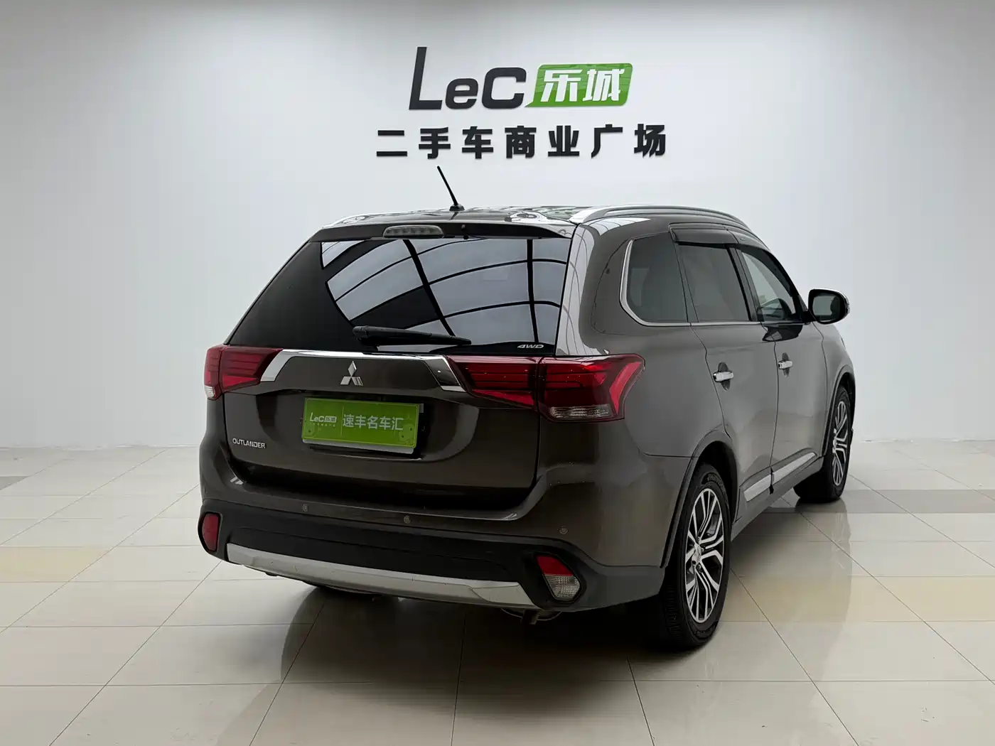 Mitsubishi Outlander (Import) 2016 2016 2.4L 4WD Elite 5-seater
