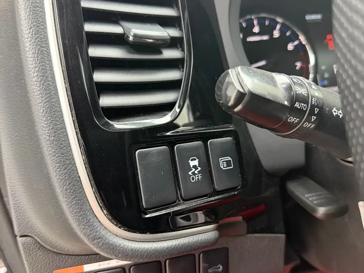 Mitsubishi Outlander (Import) 2016 2016 2.4L 4WD Elite 5-seater