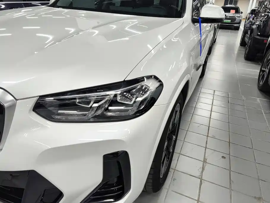 BMW iX3 2024 2024 Leading Edition