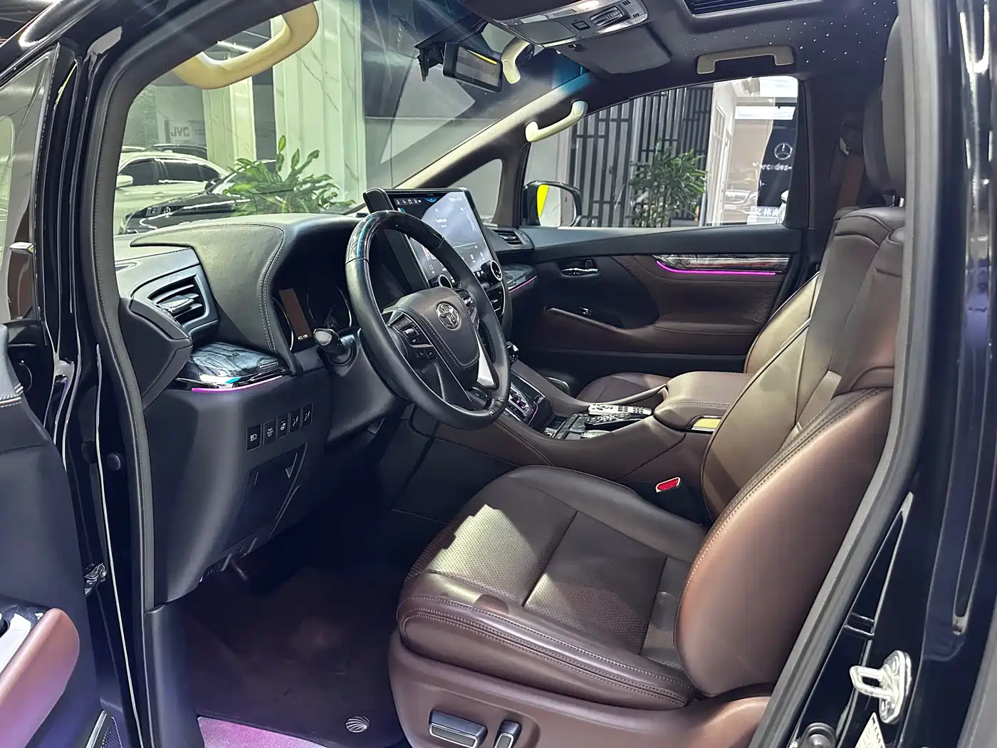 Toyota Alphard 2015 3.5L Premium Edition фото 3