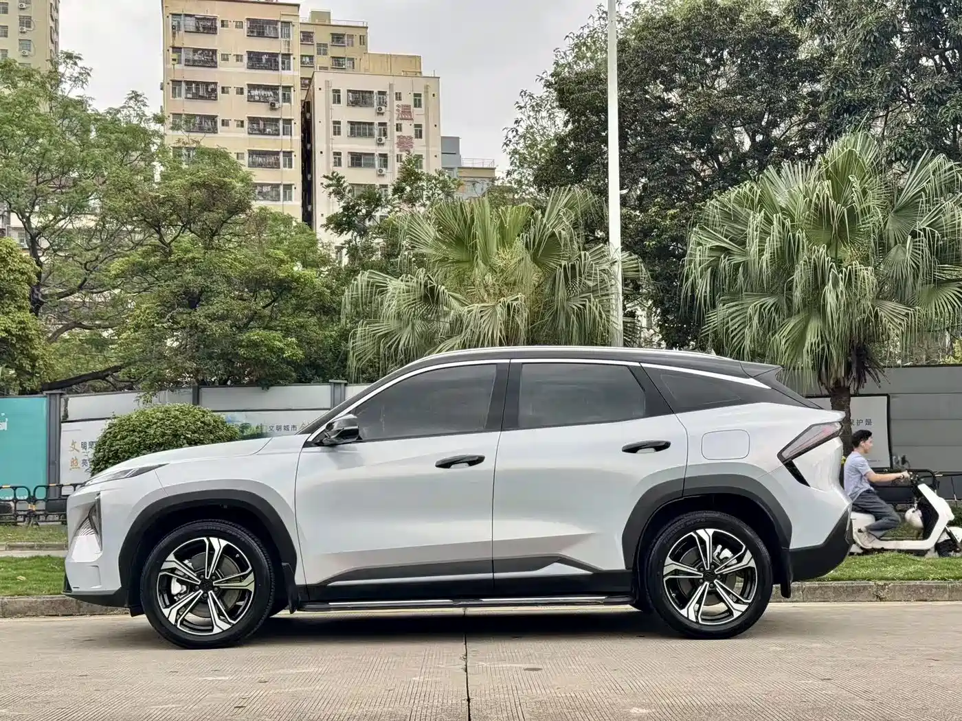 GEELY GALAXY GALAXY L7