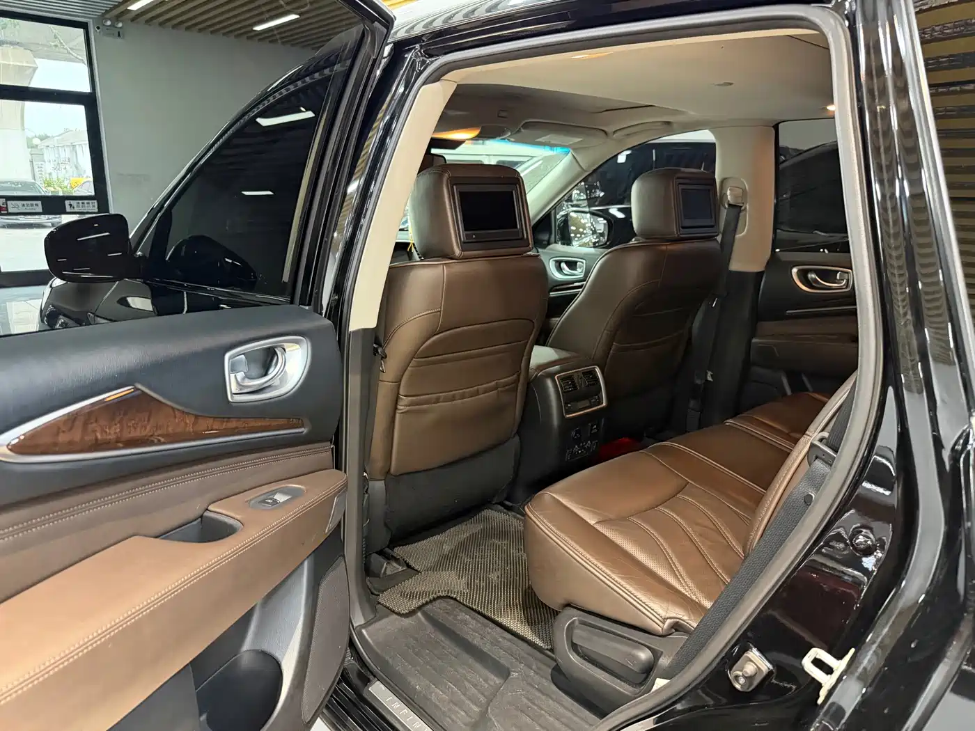 Фото 10 - Infiniti QX60 (Import)