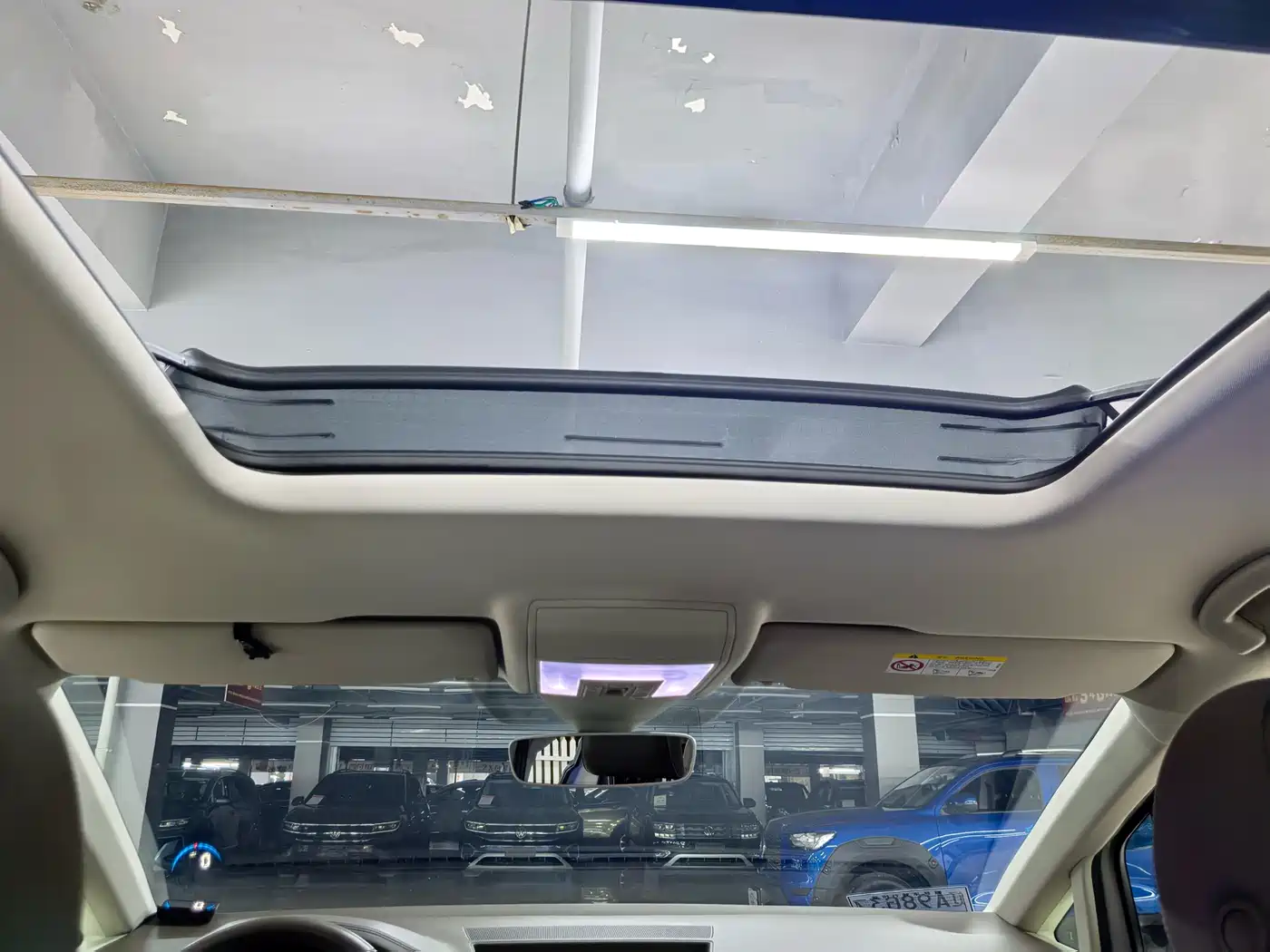 Volkswagen Viloran 2020 380TSI Premium фото 25