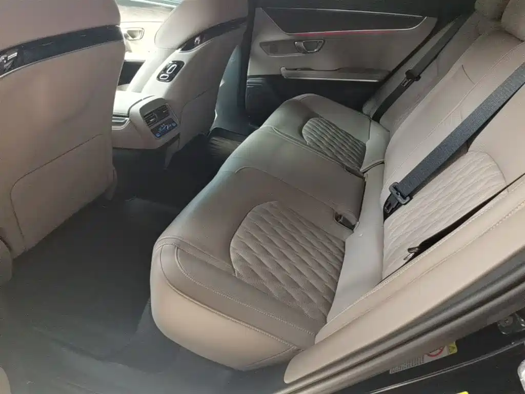 BYD Han 2025 DM-i 125KM LiDAR Smart Driving фото 17