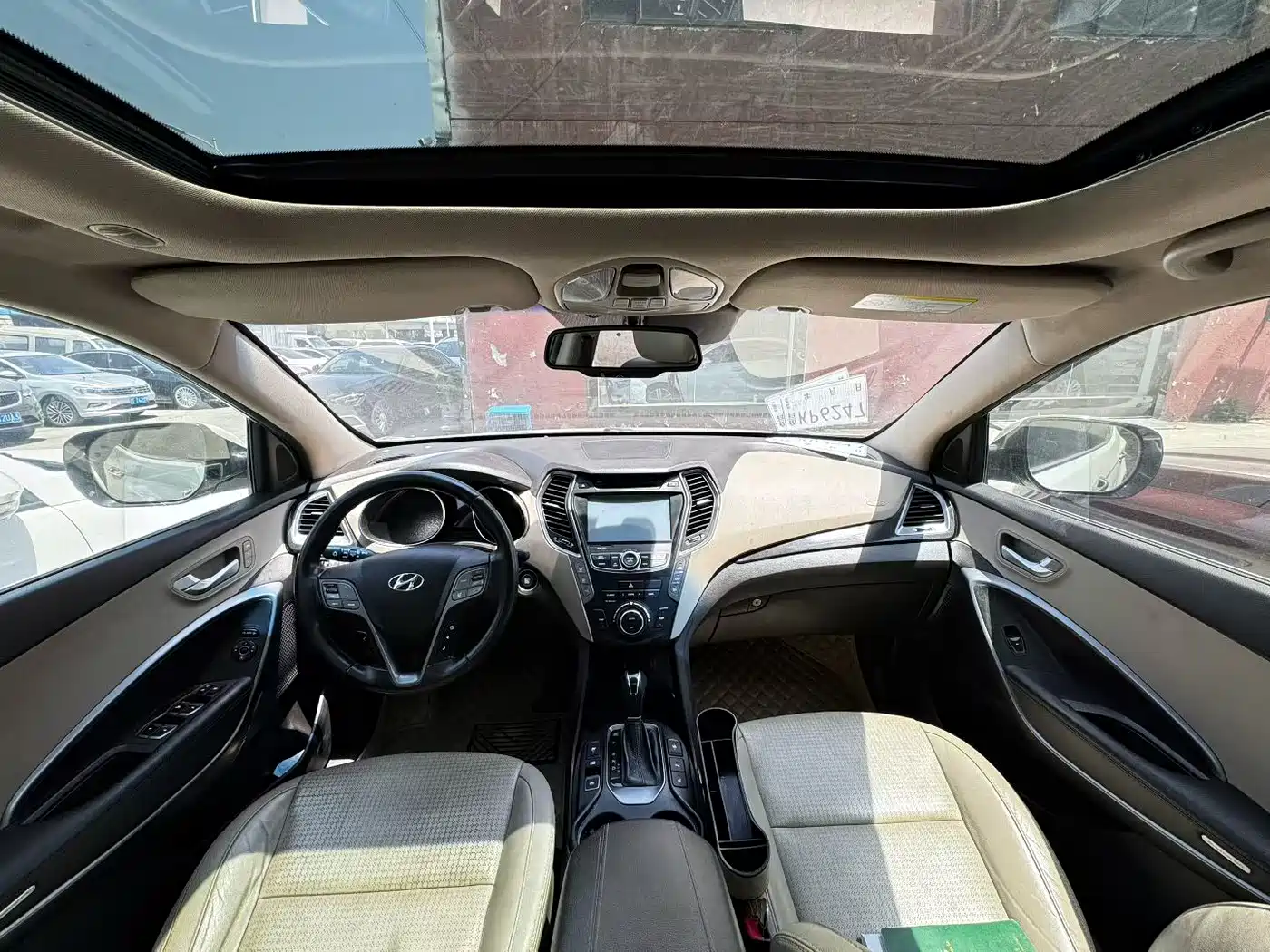 Hyundai Santa Fe (Import) 2013 3.0L 4WD Flagship Edition 7-Seater Euro V фото 5