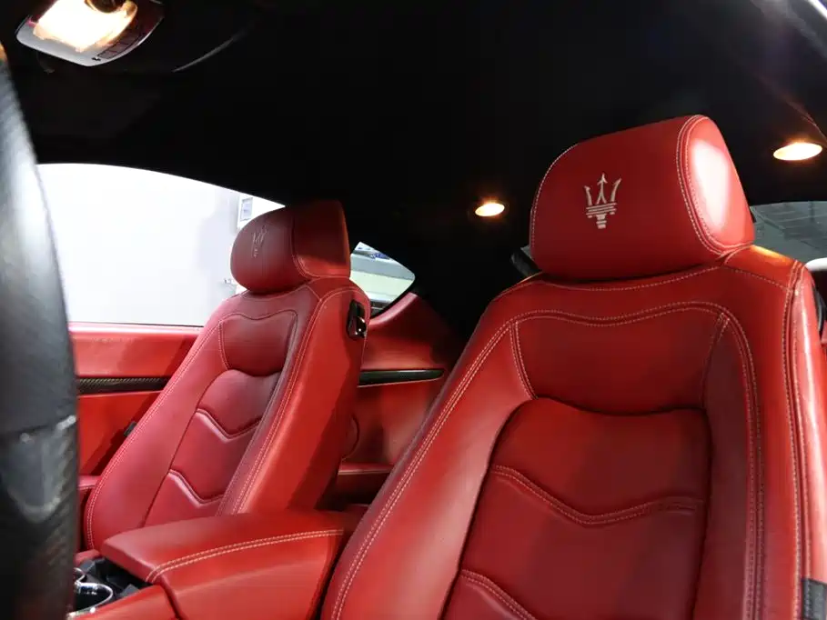 Maserati GranTurismo 2018 2007 4.2L Standard