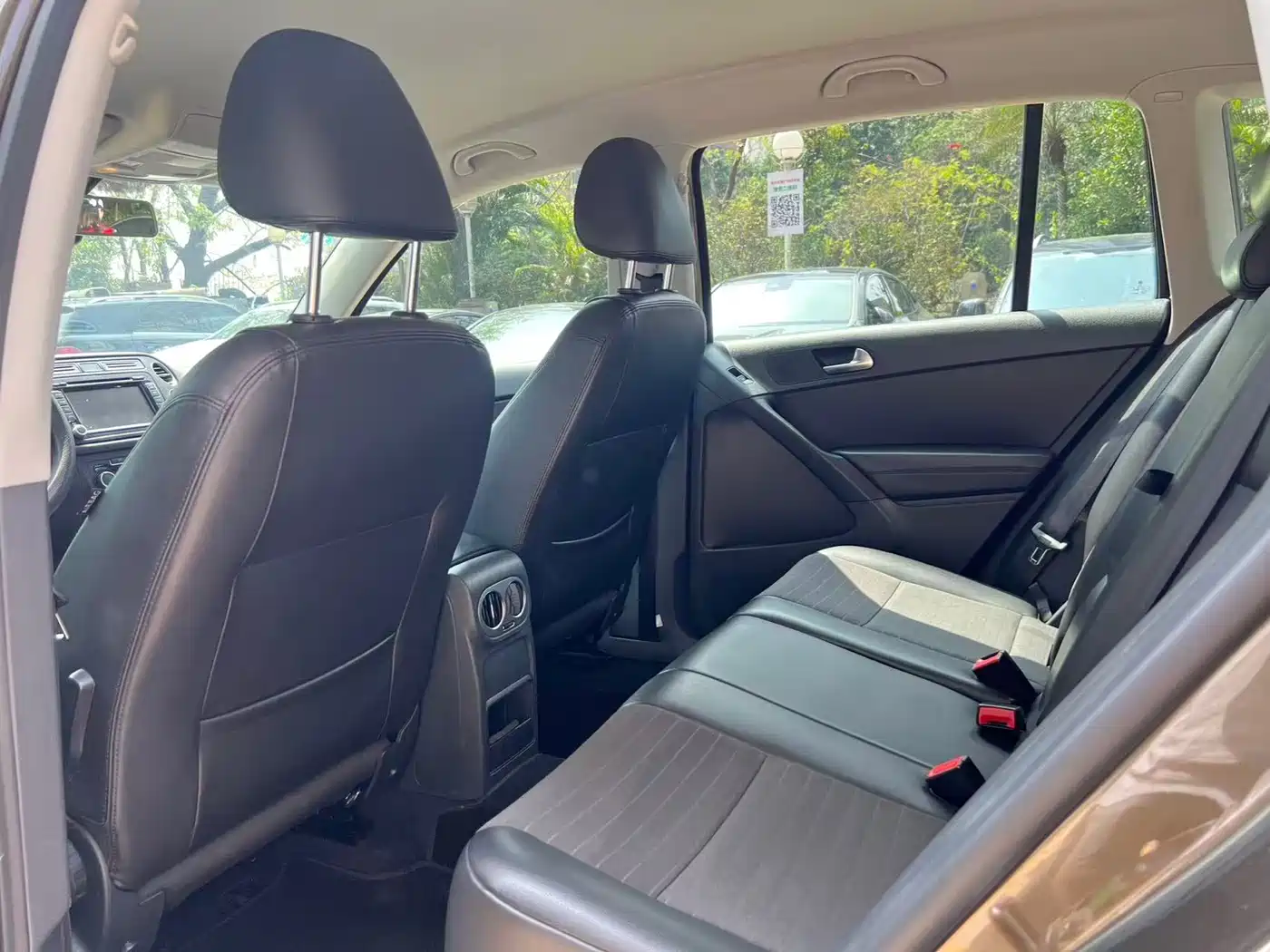 Volkswagen Tiguan 2015 1.8TSI Automatic 2WD Trendline фото 7