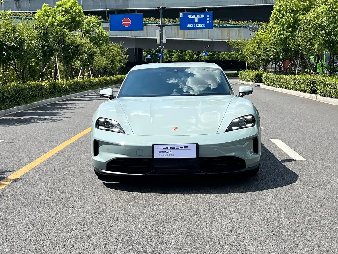 Porsche Taycan 2024 2024 Taycan 4
