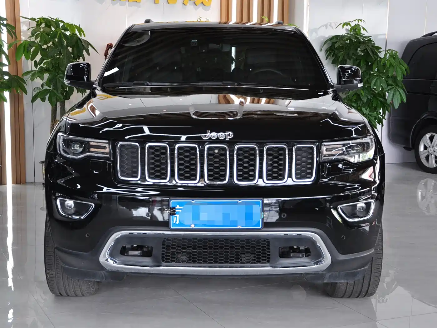 2022 Jeep Grand Cherokee (Import)