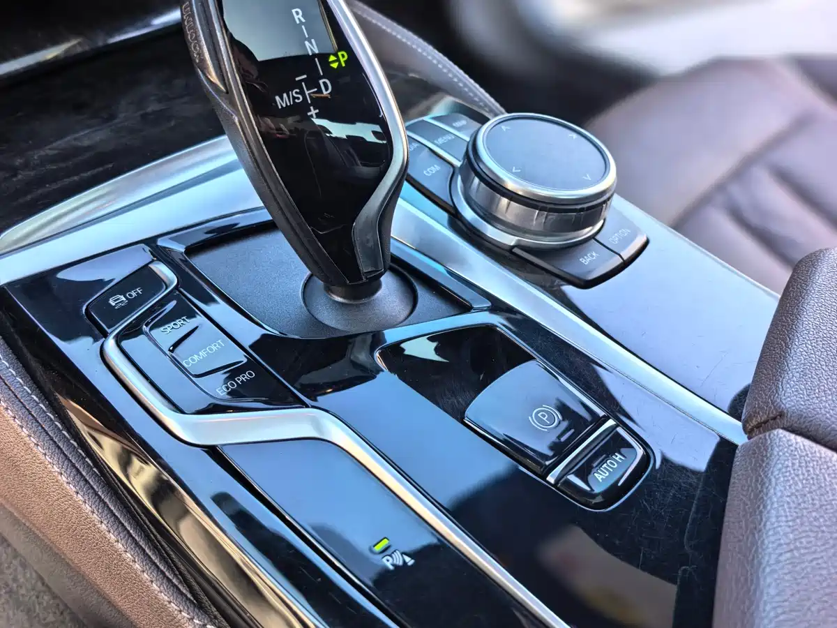 BMW 5 Series 2021 Facelift 525Li M Sport Package фото 22