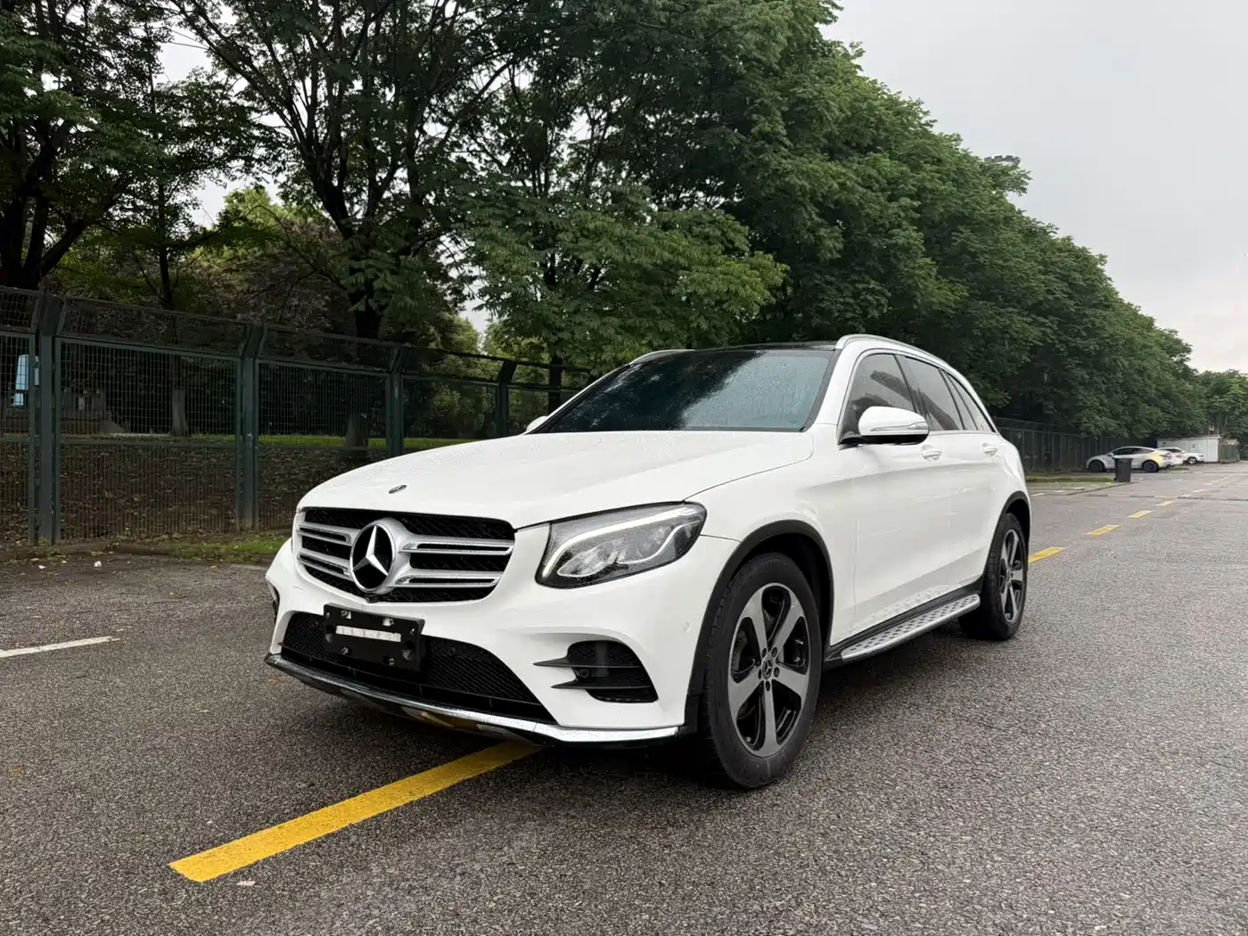 Mercedes-Benz GLC 2018 GLC 260 4MATIC Luxury