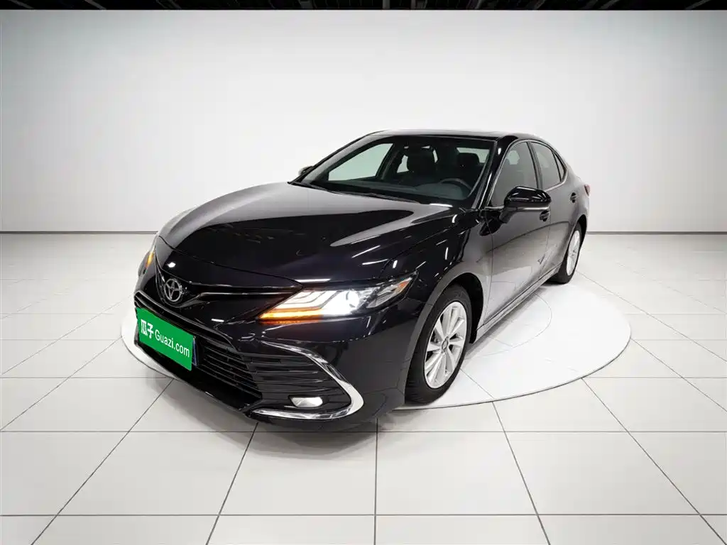 Toyota Camry 2021 2.0G Luxury Edition
